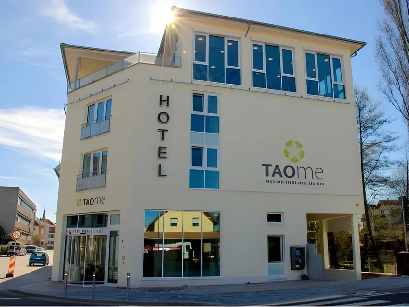 Taome Feng Shui Stadthotel Breisgau - Image 1