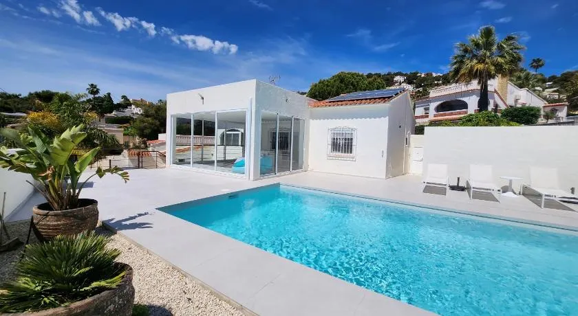 Villa Blue Lagoon Moraira - Image 1