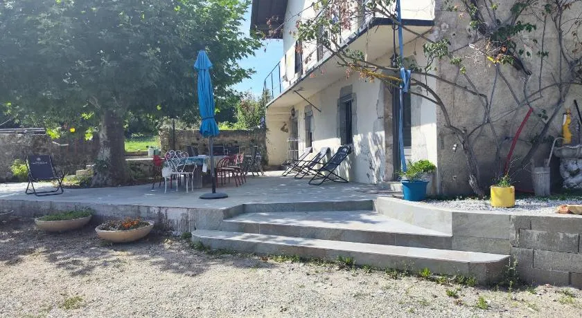 Appartement rénovée dans maison ancienne - Image 1