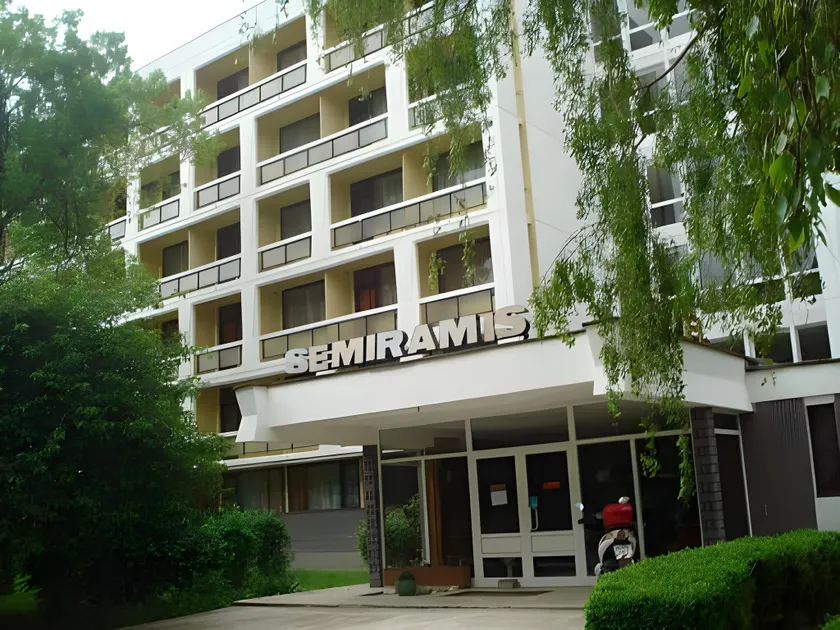 Semiramis Hotel - Image 1