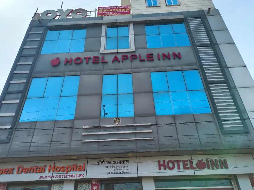 HOTEL APPLE INN - Image 1