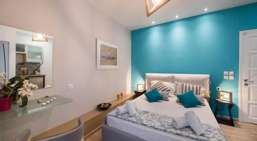 LEFKAS CITY APARTMENTS & SUITES - Image 1