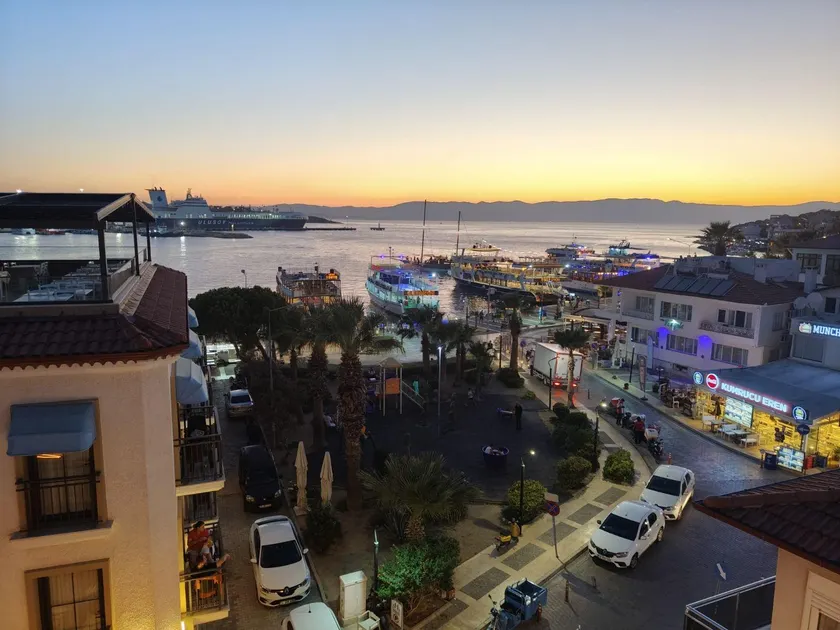 Grand Faik Hotel - Image 1