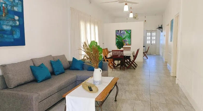 Ulu Rhu Villa - Image 1