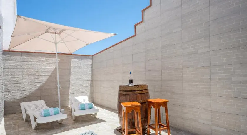Bonito apartamento a 100 m de la playa - Image 1