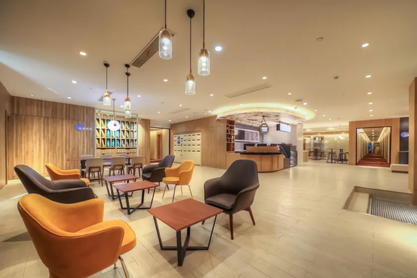 Hanting Premium Hotel Youjia Nanjing Xinjiekou - Image 1
