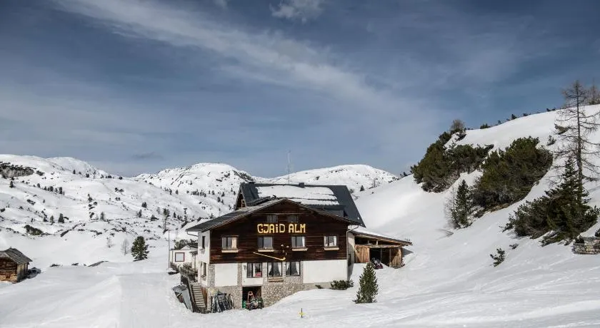 Gjaid-Alm 1739m am Dachstein-Only Accessible by Cable Car - Image 1