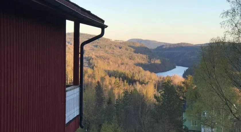 Utsiktens turistgård - Image 1
