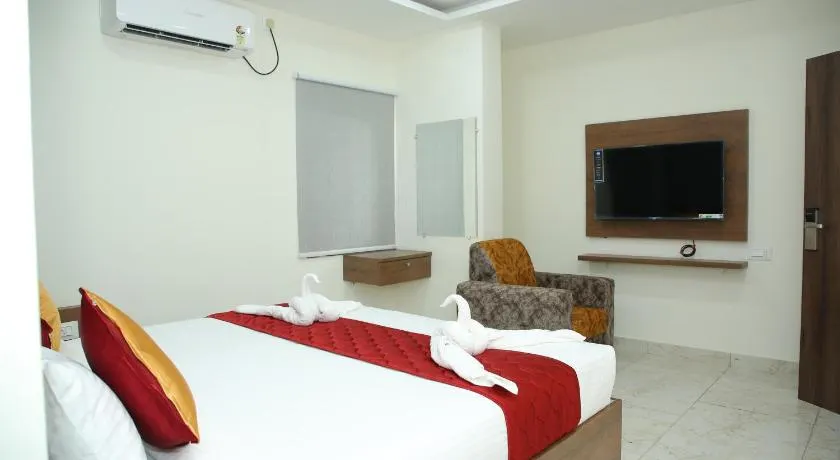 HOTEL MV fortune inn - Image 1