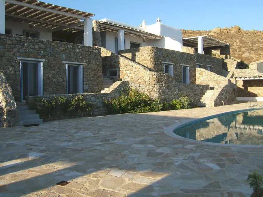 3 Bedroom Cycladic Villa Lia - Image 1