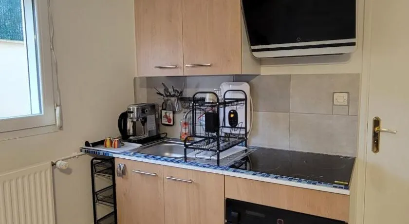 Studio indépendant tout équipé chez l'habitant - Image 1