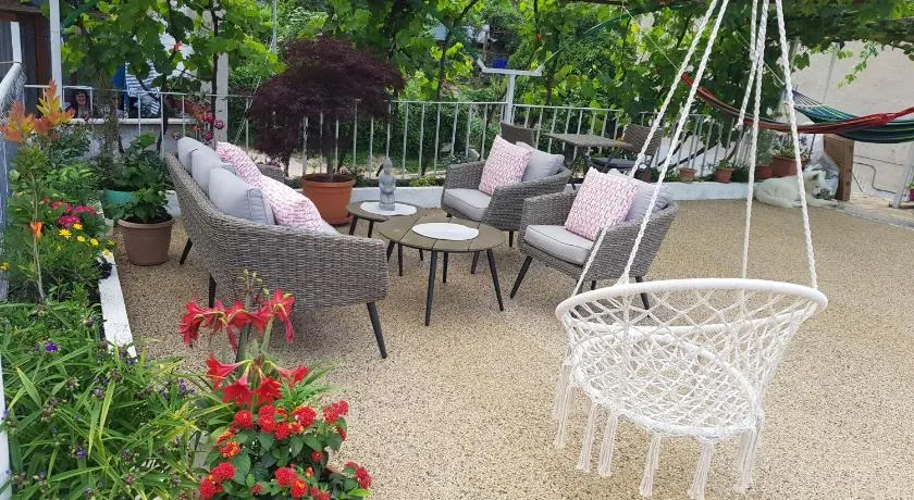 Ilir Guest House 1 - Image 1