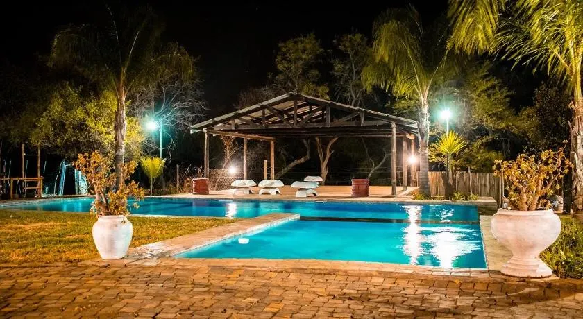 Mela Luxury Game Lodge - Image 1
