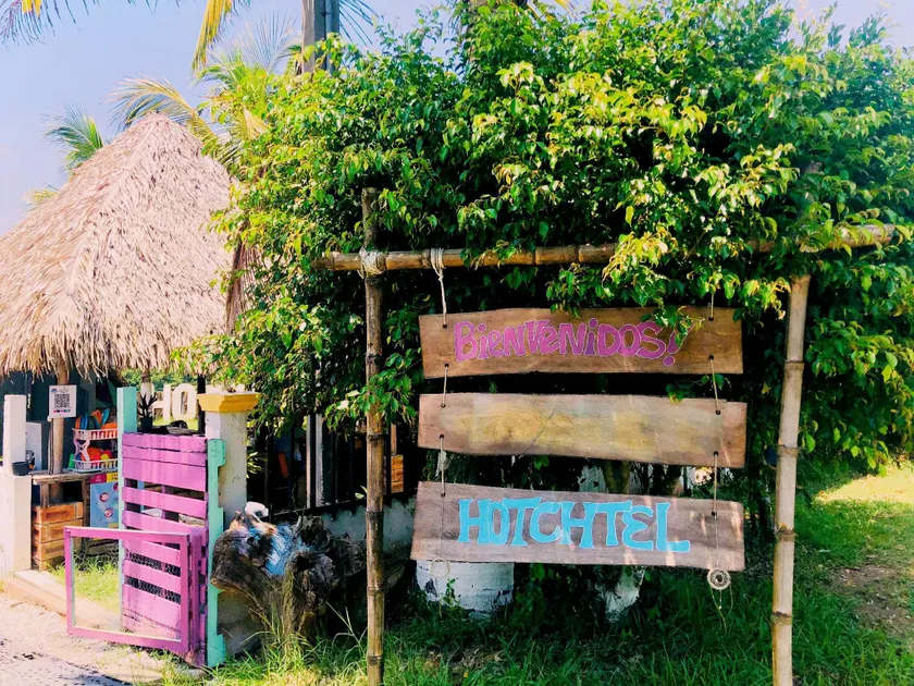 Hotchtel Glamping By Rotamundos - Image 1