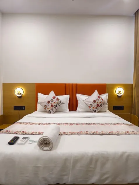 Hotel Shivalin Gandhinagar - Image 1