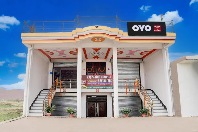 Hotel O by OYO RAJ MAHAL HOTEL & RESTUARANT - Image 1
