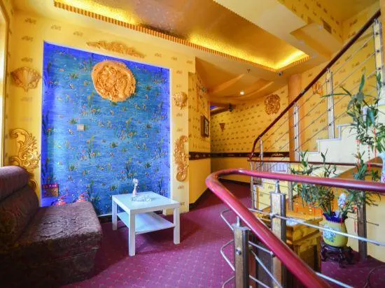 Yiyi Hotel - Image 1