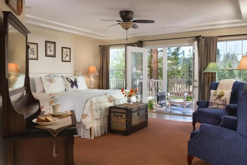 Blackberry Inn - Image 1