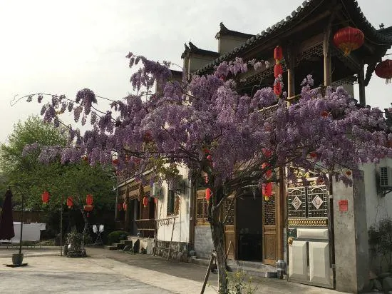 Xidi Xianting Inn - Image 1