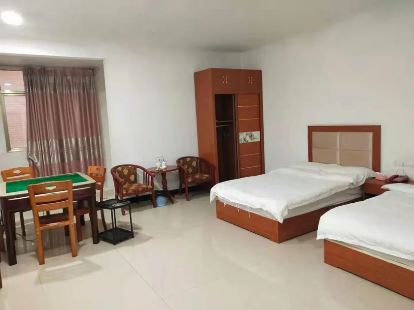 Liancheng Hotel - Image 1