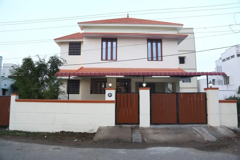 SMART HOME - Image 1