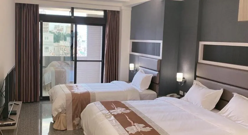 Jin Zhan Hotel - Image 1
