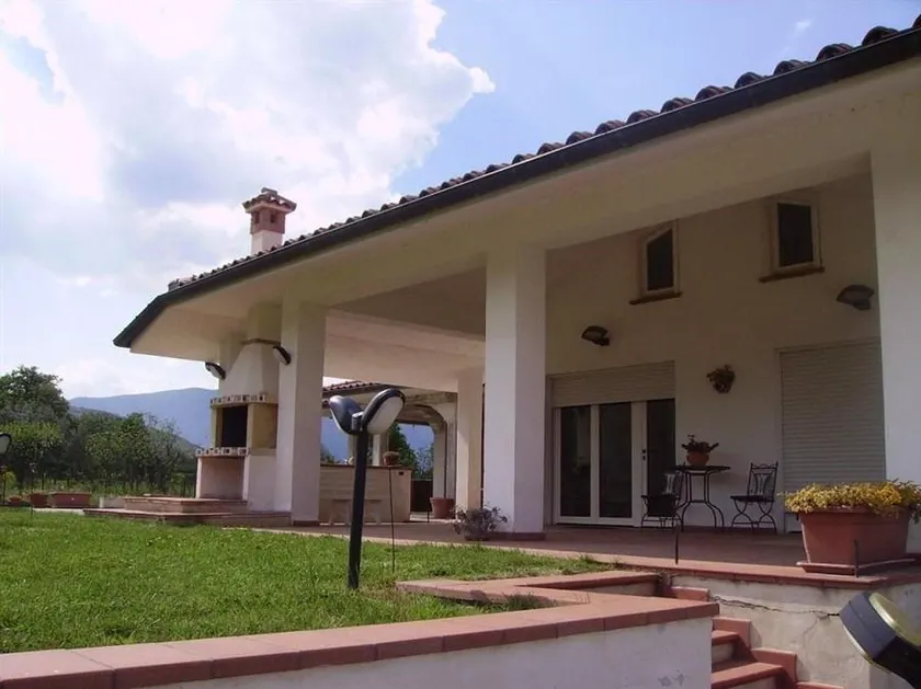 Villa Linda Bed And Breakfast - Image 1