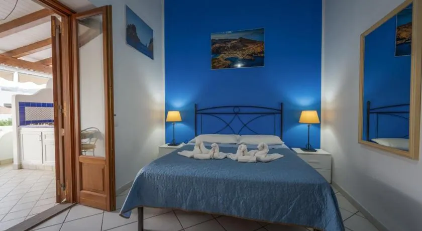 Case Vacanze S. Anna - Image 1