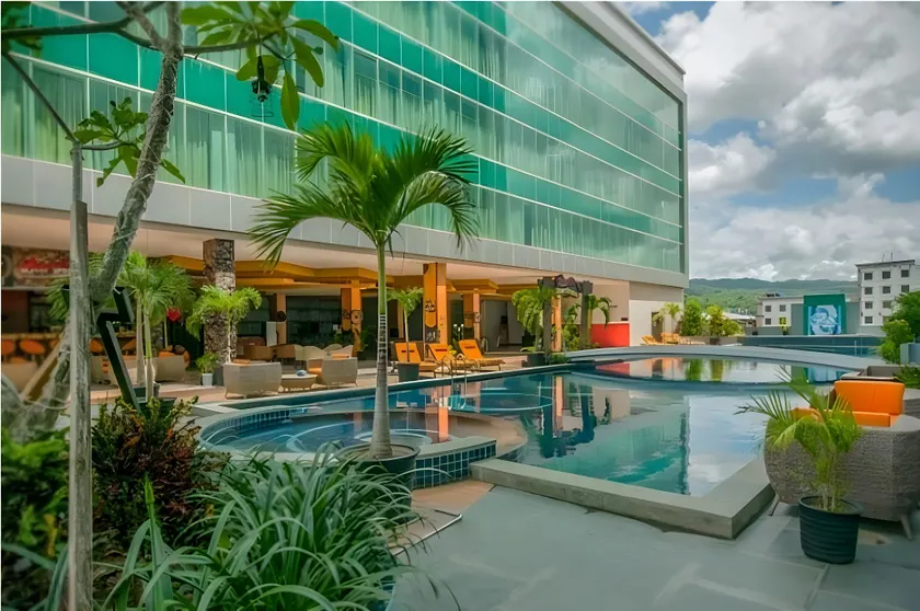 Claro Hotel Kendari - Image 1