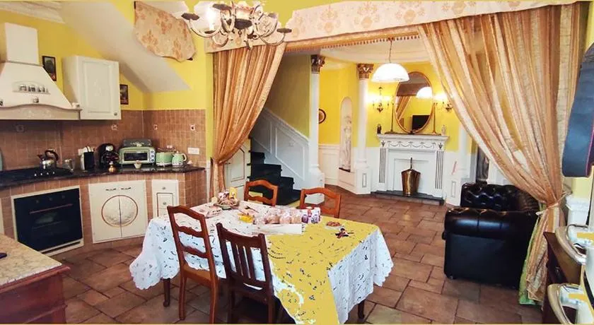 Bed And Breakfast SOPRANOS - Image 1