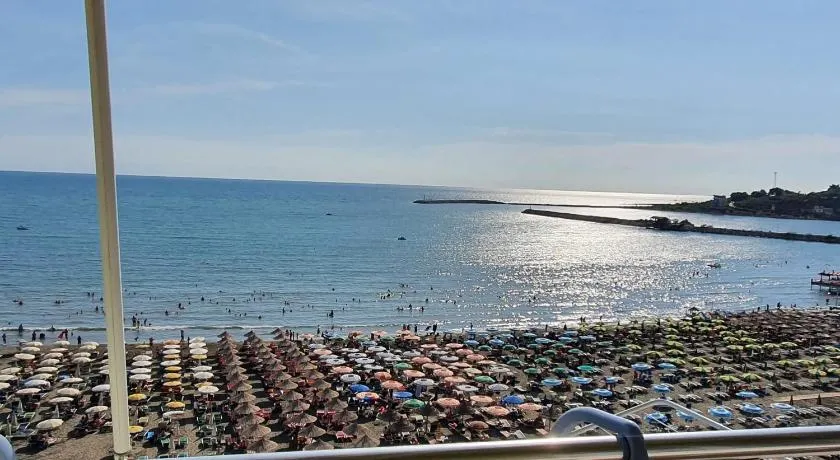 Apartment Sea View - Image 1
