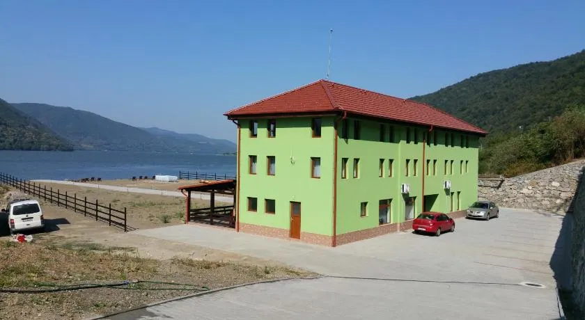 Pensiunea Lorena - Image 1