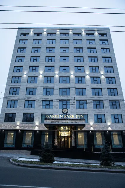 Garden Park Inn - Image 1