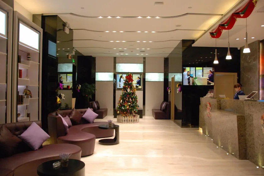 Lavande Hotel Xi'an High-Tech Zone West Avenue Sunshine City - Image 1