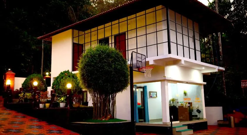 Silvery Moon Grand Villa - Image 1