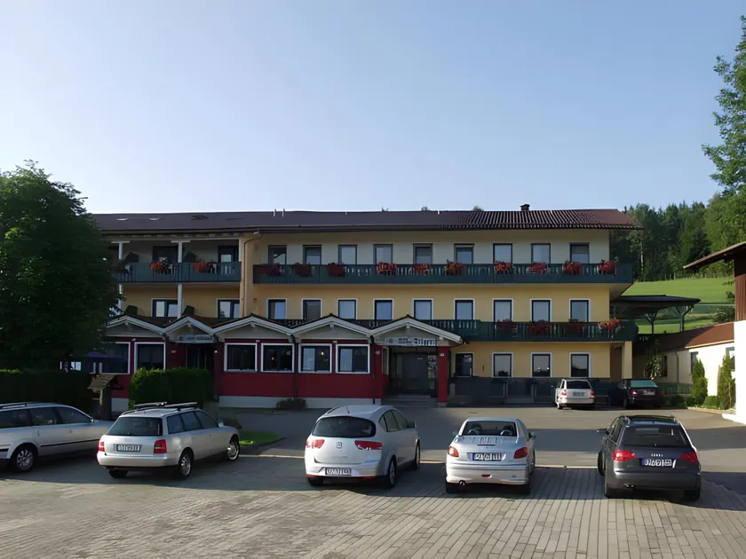Gasthof-Hotel Dilger - Image 1