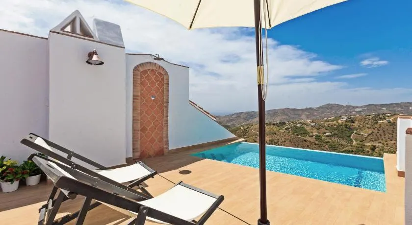 EL TORREON 109 CHARMING - Recomendado Adultos - Image 1