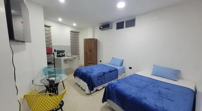 Andrea Suite 3 - Image 1