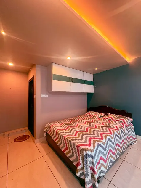 Private Guest Room - Image 1