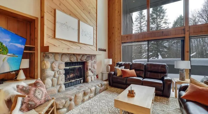 The Hidden Chalet - Image 1