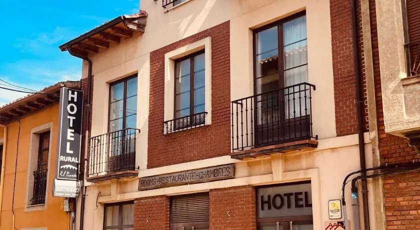 Hotel Rural El Puente - Image 1
