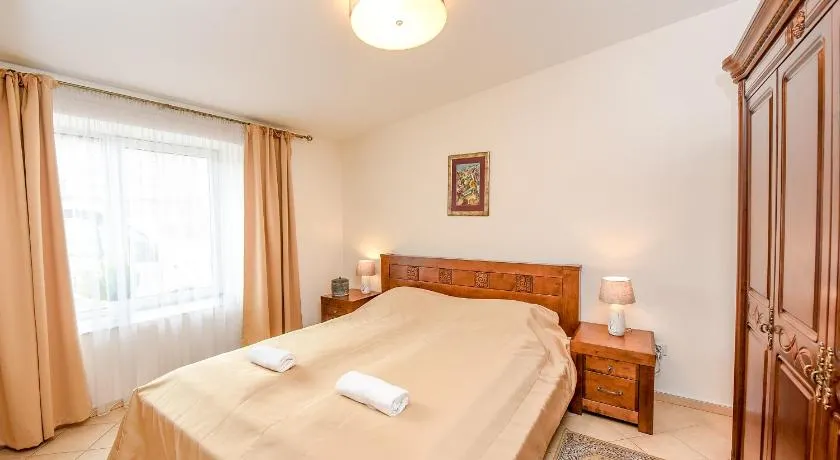 Kubu Apartment - Image 1