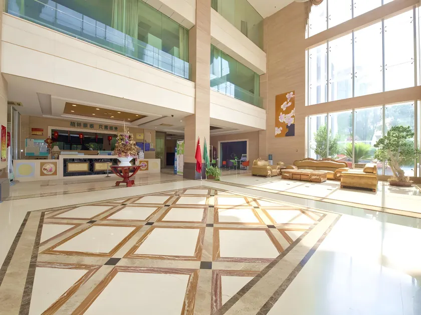 GreenTree Inn Zhenjiang Danyang Development Zone Municipal Government Business Hotel - Image 1