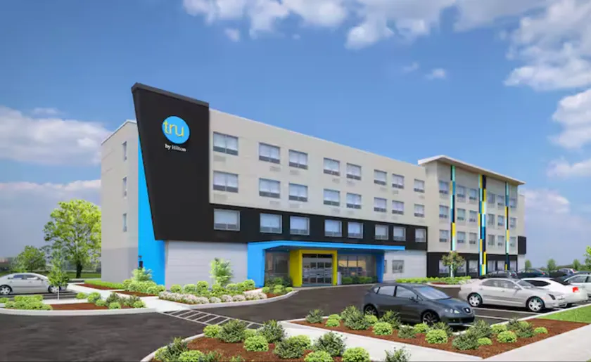 Tru by Hilton Norwalk Des Moines - Image 1
