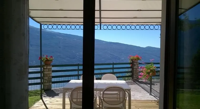 CASA NAVLA' AppartamentI "Ulivi"- "Fiori" -"Velieri"-"Luna"-"Nido"-"Taverna" - Image 1