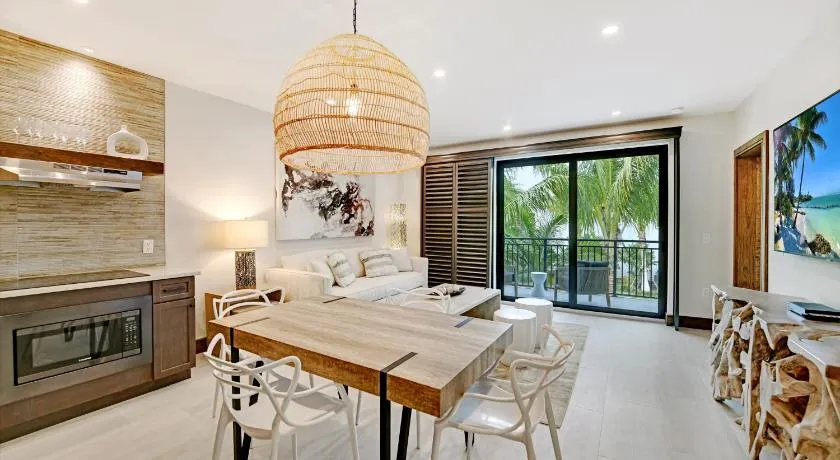 Bali Hai Beach Resort - Image 1
