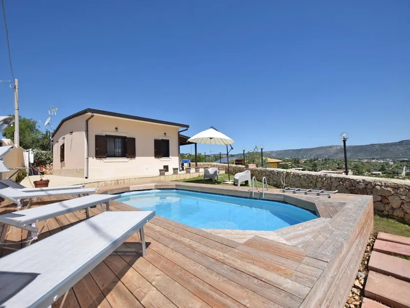 Sommerhus Floridia med privat pool - Image 1