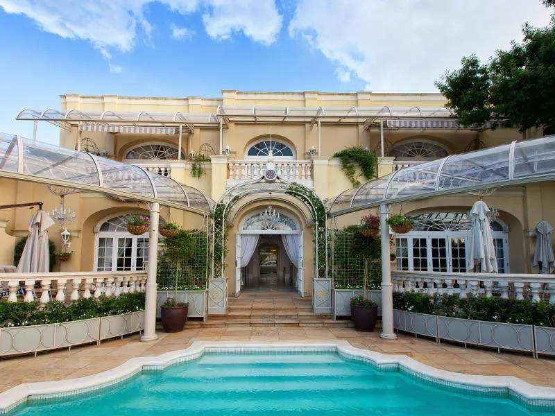 The Munro Boutique Hotel - Image 1