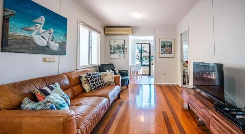 The Golden Beach Residence - Image 1