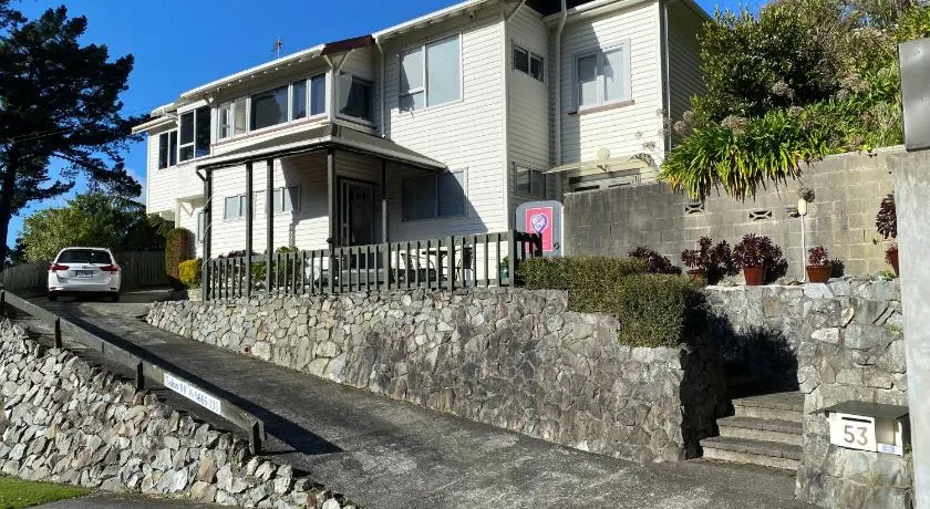 BBs B&B - Image 1